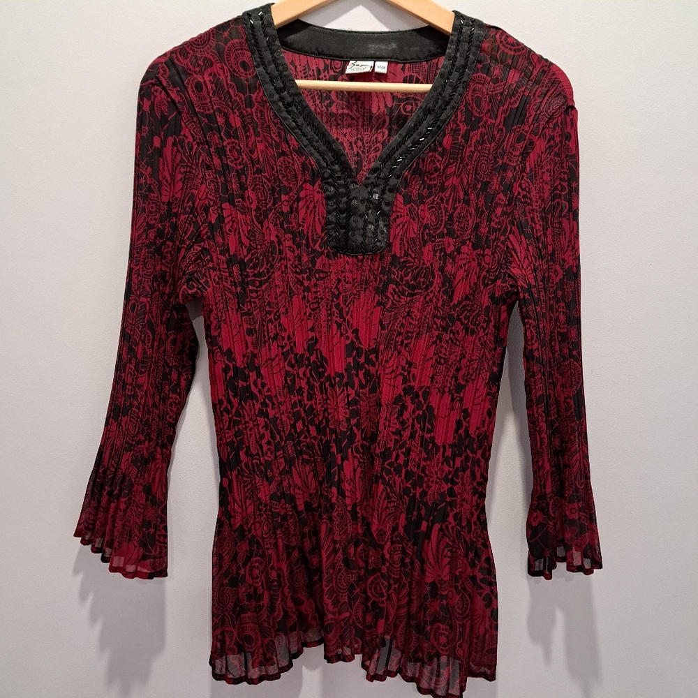 Vtg Pleated Red & Black Paisley Beaded V-Neck 3/4 Sleeve Y2K Whimsigoth Top M